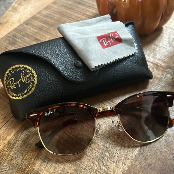 Ray-Ban Other - Ray-Ban CLUBMASTER CLASSIC Sunglasses for sale! Excellent condition! Authentic